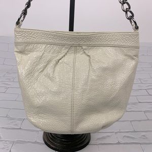 Hobo International Vintage Creme leather bag Silver chain strap Lined